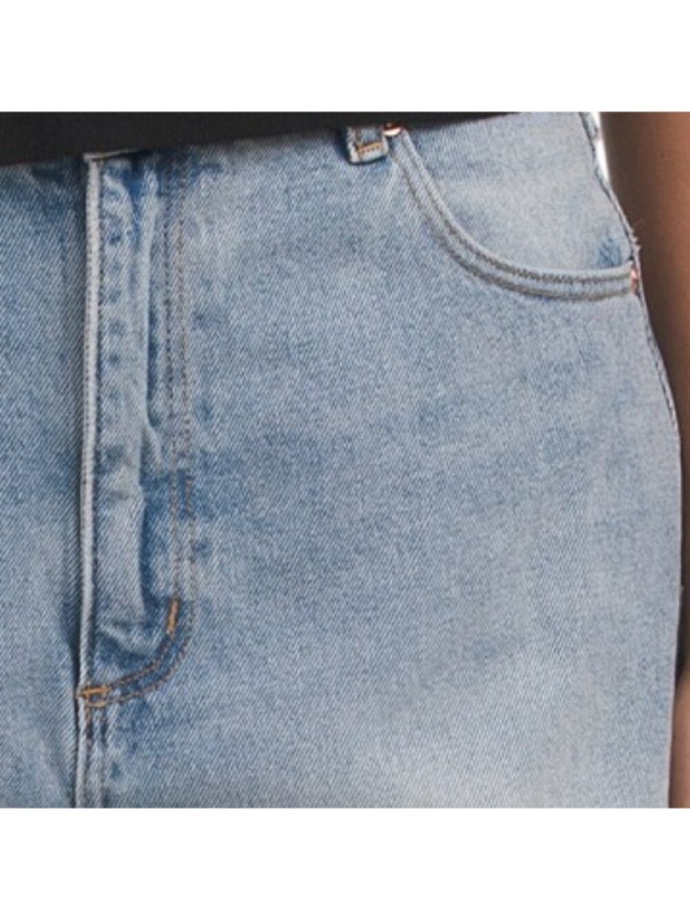 ABRAND Carrie Caitlin Shorts - Picture 3 of 4